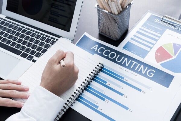 Ngành kế toán là gì? Kế toán viên thực hiện công việc gì?